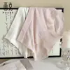Ropa interior de mujer sin costuras, modelo nuevo 2026, cintura media-alta, shorts tipo triángulo sin costuras que levantan el trasero para adolescentes, empaquetados individualmente de fábrica