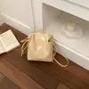 Bolsa Transversal com Cordão Plissada Feminina 2026 Nova Simples Versátil Bolsa da Sorte Bolsa Casual para o Dia a Dia Bolsa de Ombro Único Moda Nicho