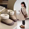 Botas de Algodón para Niñas 2025 Invierno Nuevas Botas Casuales Cálidas de Terciopelo para Niños Botas Cortas de Cachemira Antideslizantes para Niños para Exteriores