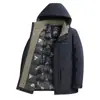 Venta al por mayor transfronteriza de ropa de invierno para hombres de mediana edad y ancianos, incluyendo chaquetas acolchadas de algodón, abrigos de invierno y prendas de abrigo cálidas, forradas de polar y engrosadas