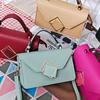 Bolsa Outono Feminino 2024 Bolsa Feminina Alta Textura Bolsa Crossbody Popular Quente Portátil Leve Casual All-match Axils