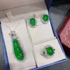 Fornecimento ao vivo de alta superfície de ovo de calcedônia branca gelo diamante jade fivela de segurança colar pingente brincos anel conjunto de três peças