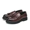 Colección de otoño transfronteriza: mocasines, con flecos, estilo retro, zapatos de cuero extragrandes, zapatos de vestir y casual de negocios a la moda, mocasines de talla grande, zapatos para hombre