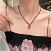 Hebilla de seguridad de cristal de fresa, colgante tejido, collar de cuerda negra, cadena para clavícula de mujer, verano, cadena de clavícula, lujo ligero, nicho, diseño avanzado, cordón