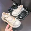 Zapatos Mary Jane de Cuero para Niñas, Estilo Primavera y Otoño, Zapatos de Suela Suave con Lazo de Perlas, Zapatos de Princesa Lolita, Zapatos de Presentación para Niños