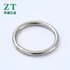 Venta al por mayor del fabricante Anillo Sólido Galvanizado de Hierro Especificaciones Completas Forma de O Pequeños Accesorios de Ferretería para Ropa Anillo Colgante Gancho