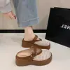 Meias-sapatos Femininas de Solado Grosso com Trama Vazada na Ponta para Uso Externo no Verão 2026 Novo Estilo Estilo Resort Combine com Saias Sandálias Romanas