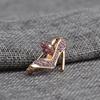 Accesorios de moda transfronterizos directos de fábrica europeos y americanos creativos diamantes tacones altos para damas broche de aleación ropa