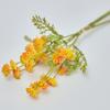 Buquê de flores artificiais fruta de arroz plástico flor amarrada à mão pequena fruta decoração de mesa flor falsa flor macia pêndulo atacado e varejo
