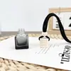 Frasco Quadrado Vazio de 8ml com Corda Preta de Cinco Linhas e Design Colorido, Pingente de Perfume para Carro, Enfeite Pendurado para Fragrância de Carro