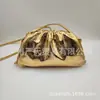 Nova Bolsa Nuvem 2022 Bolsa Feminina Transfronteiriça Bolsa Bolinho Plissada Moda Outono e Inverno Bolsa de Ombro Transversal Bolsa de Mão Bolsa Feminina