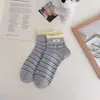 Calcetines para Mujer Calcetines Cortos 2026 Nuevo Estilo Caliente Primavera Verano Borde Enrollado Rayados Estilo Japonés Delgados para Niñas Calcetines Cortos Versátiles