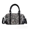 Bolso de mano de nicho con estampado de leopardo estilo coreano para mujer, nuevo modelo 2026, bolso tipo bowling simple para el día a día, bolso cruzado, bolso casual