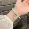 Pulsera de Moda Estilo Chino con Juntas de Bambú y Diseño de Mariposa, Versátil para Amigos, Estudiantes y Parejas