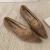 Mocasines Versátiles de Tacón Bajo Estilo Coreano con Forro de Felpa Disponibles 2025 Otoño/Invierno Zapatos Casuales para Mujer para Uso en Exteriores Zapatos Peludos Sencillos