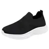 Zapatos deportivos versátiles para hombre de fácil uso en un solo paso, zapatillas deportivas casuales simples, estilo coreano, malla transpirable, zapatos cómodos slip-on para hombre