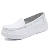 Zapatos de Enfermera Zapatos de Trabajo para Mujer Suela Blanda Zapatos de Cuero Zapatos Blancos para Mujeres Embarazadas Novedad Otoño para Mujer Venta al por Mayor Suela Gruesa Slip-on Zapatos para Mujer