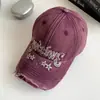 Gorra de Béisbol Negra Bordada Estilo Americano, Desgastada y Rasgada, para Mujer con Visera Ancha, Adecuada para Caras Grandes, Sombrilla de Alta Gama Estilo Pico de Pato