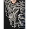 Camiseta de malha básica casual de manga comprida com listras, corte solto, estilo coreano, emagrecedora, versátil, para moda masculina de outono, gola redonda, suéter