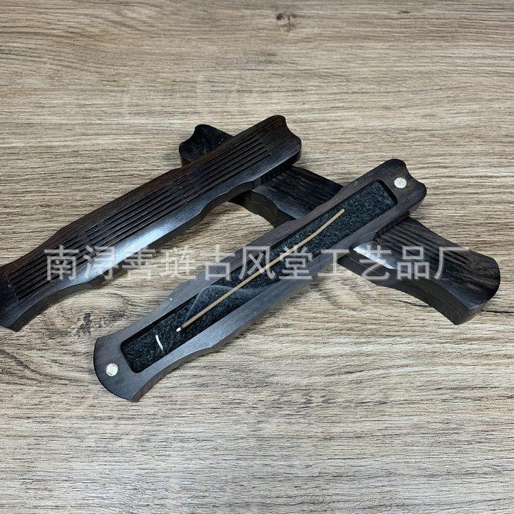 香炉><br class=