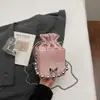 Mini Bolsa para Mulheres 2026 Novo Modelo Nicho Super Popular Exquisite Bolsa de Ombro Verão Corrente Transversal para o Dia a Dia Bolsa Caixa