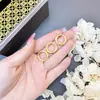 Accesorios para Joyería DIY con Patrón de Nube Tótems Chapados en Oro Vietnamita, Artículos Populares para Transmisión en Vivo, Suministro Directo del Fabricante, Venta al por Mayor, Origen Yiwu