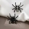 Moda 2025 Joias Transfronteiriças Europeias e Americanas Cheias de Diamantes Brincos Pretos de Halloween Liga de Metal Diamante Brincos de Aranha Escuros