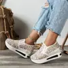 Moda Feminina 2024 Sapatos Casuais Respiráveis de Malha com Salto Interno e Solado Plano Suporte para Plataforma Transfronteiriça Drop Shipping