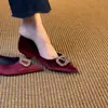 Zapatos Planos Retro Verdes de Punta Aguda para Mujer, Versátiles, Brillantes Pedrería, Cómodos, Tacón Kitten, Tacón Bajo, Zapatos Profesionales para Viajar al Trabajo