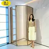 Box de Banheiro com Porta de Correr Tipo Diamante em Aço Inoxidável Transfronteiriço Dobradiça de Abertura Plana Estável e Durável Divisória de Banheiro Mínima Personalizada