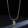Collar con colgante de 26 letras en inglés, estilo europeo y americano, de lujo, ligero, con diseño para mujer, temperamento que combina con todo, joyería de nicho