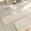 Alfombrilla de Piso para Cocina Estilo Japonés 2025 Nuevo Estilo Crema Diatomeas Antideslizante para Pies Alfombra Larga Impermeable y a Prueba de Aceite