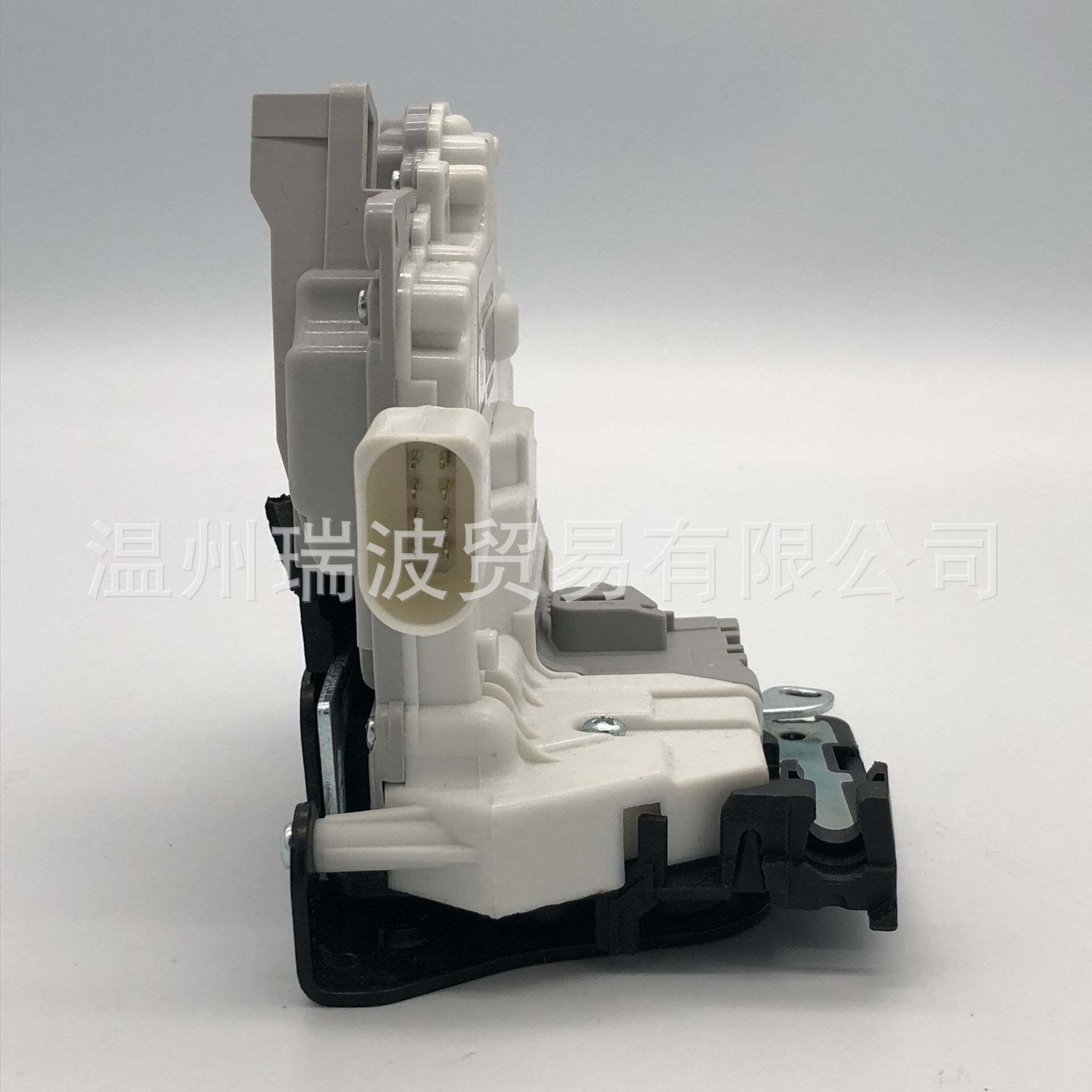 bdaa166c32d8b4b82a3e887fb78cd7