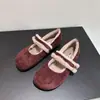 2026 Novos Sapatos Rasos Planos Versáteis Estilo Retrô para Mulheres, Novos Sapatos Peludos da Moda Tendência Estilosos com Lã Adicionada
