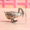 Pieza de Artesanía Sólida Vintage de Ganso y Pato para Tocar el Arco de Latón Puro para Decoración del Hogar, Mascota de Té de Escritorio y Adorno