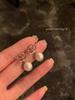 Aretes de Letra CD de Perla Retro Francesa 2024 Nuevos Aretes Explosivos Diseño Nicho Aretes de Alta Gama para Mujer