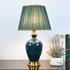 Luminária de Mesa Cerâmica Americana Sala de Estar Moderna Simples Padrão Orquídea Quarto Mesa de Cabeceira Iluminação de Designer