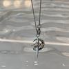 Collar de estrella de mango con diseño de nicho, estilo frío, cadena de suéter, estilo avanzado, dulce, fresco y sexy, cadena de clavícula cruzada para hombres y mujeres.