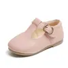 Zapatos de una sola pieza para niñas de 1-2-3 años 2025 Primavera y Otoño Nuevos Zapatos de Cuero Color Caramelo Suela Suave Zapatos de Bebé Moda Princesa