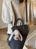 Bolsa Quadrada Pequena de Design de Nicho Transfronteiriça Novo Estilo Outono e Inverno Bolsa de Ombro Casual Versátil Bolsa Transversal Moda Pequena Bolsa