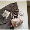 Moda Verão Bolsa de Mão Boston Bag para Mulheres 2026 Nova Versátil Leve de Alta Qualidade para Ombro Crossbody