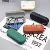 Estuche de Gafas Portátil Antipresión de Alta Gama Estiloso 2025Ins para Hombres y Mujeres, Modelo Nuevo Vintage al por Mayor