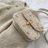 Bolso de Paja de Verano para Mujer 2022 Nuevo Estilo Pequeño Fresco Flor de Encaje Tejido Bolso de Silla de Montar Versátil Bolso de Hombro Cruzado