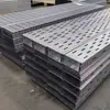 Bandeja de Cables Estilo Europeo para Iluminación de Fábrica, Disipación de Calor, Canal Perforado Múltiple, Bandeja de Cables Perforada Galvanizada en Caliente con Placa de Cubierta Perforada