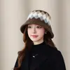 Sombrero de pescador de punto jacquard estilo universitario coreano para mujer, nuevo sombrero de cubo de color block cálido casual para otoño e invierno, protector de orejas