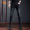Marca Europeia Moderna Jeans Bordado Personalizado para Homens Preto Estilo Coreano Moderno Slim Fit Elástico Calças Casuais para Homens