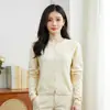 Cardigan de Tricô de Caxemira Hengyuanxiang Suéter de Lã Feminino Novo Estilo Outono e Inverno 2025 Suéter Quente Simples Outerwear