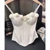 Top Vestido Bandeau Branco Decorativo de Rosa Branca Tridimensional de Luxo Leve com Cintura Marcada