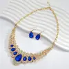 Conjunto de colar e brincos de metal com diamantes brilhantes em formato de gota d'água, com temperamento europeu e americano transfronteiriço, moda exagerada, conjunto para noiva de casamento