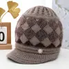 Chapéus de Inverno para Mulheres de Meia-Idade e Idosas Vovó Senhora Idosa Chapéu de Tricô Proteção contra Frio Aquecimento Mais Lã Chapéu de Lã com Proteção para as Orelhas para Mãe